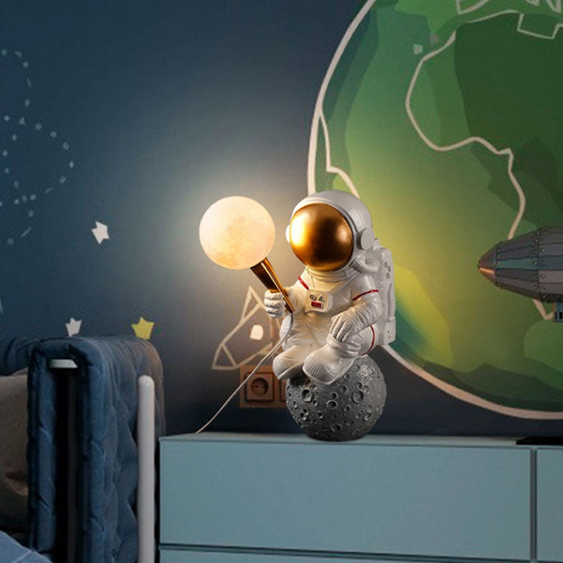 Brehn | CosmoBuddy Astronaut Wandlamp | Creatief Ontwerp | Hars & ABS | LED Slaapkamerlicht
