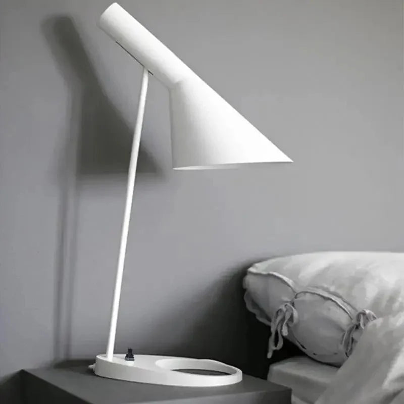 Nordisk Bureau Lamp