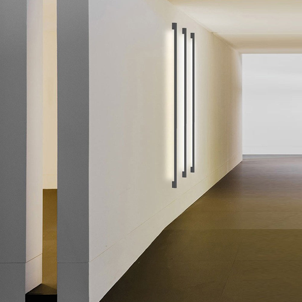 Liora Moderne Slanke Lineaire Zwarte LED Wandlamp