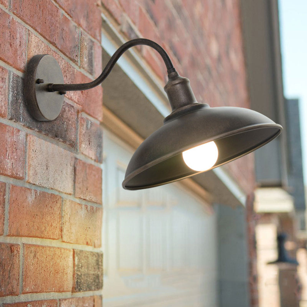 Ray Rustieke Komvormige Metalen Wandlamp, Antiek Messing