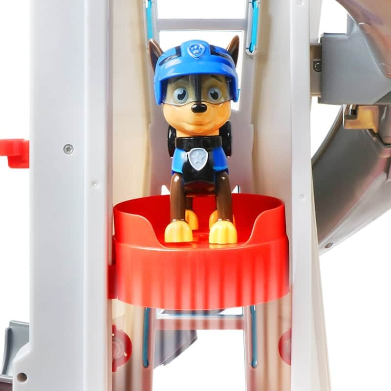 Avonturenspelset met toren, voertuigen en figuren