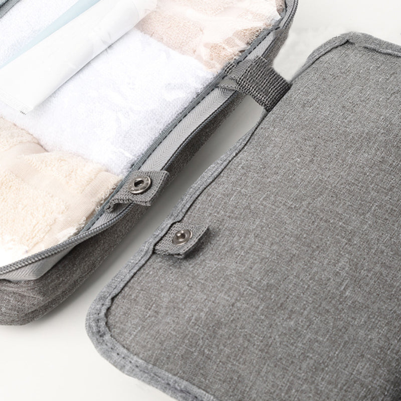 Travelique Reiskosmetik Organizer | Compact & Waterafstotend | Met 4 vakken & 360° haak | Voor dames & heren