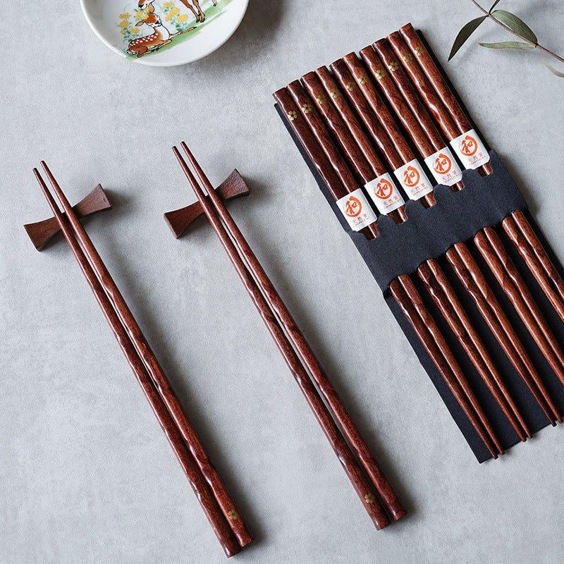 Gouden Sakura Houten Eetstokjes Set Van Miyabi Voor Elegante Diners