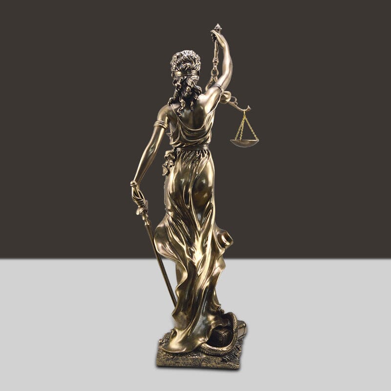 Decoratiestandbeeld van de Godin van de Rechtvaardigheid