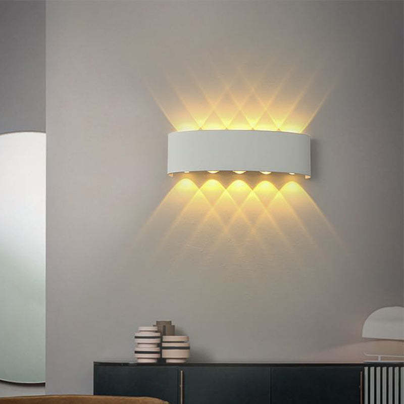 Tronix Moderne Rechthoekige Metalen Buitenwandlamp, Zwart/Wit, Watergolf