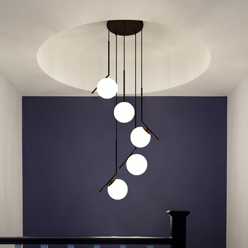 Zwarte Globe Multi Light Kroonluchter Eenvoudige Glazen Hanglamp voor Trappen