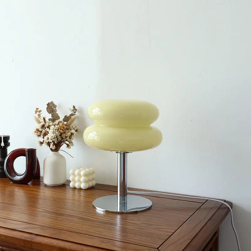 Iconische Design Tafellamp in Bauhausstijl – Sfeervol, Tijdloos en Elegant