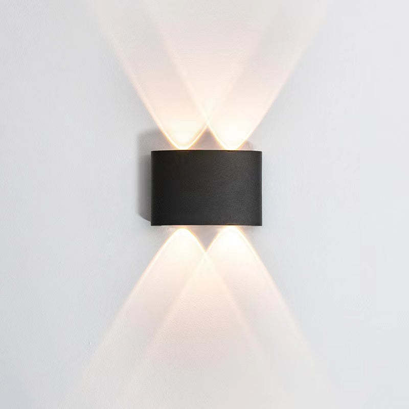 Tronix Moderne Rechthoekige Metalen Buitenwandlamp, Zwart/Wit, Watergolf