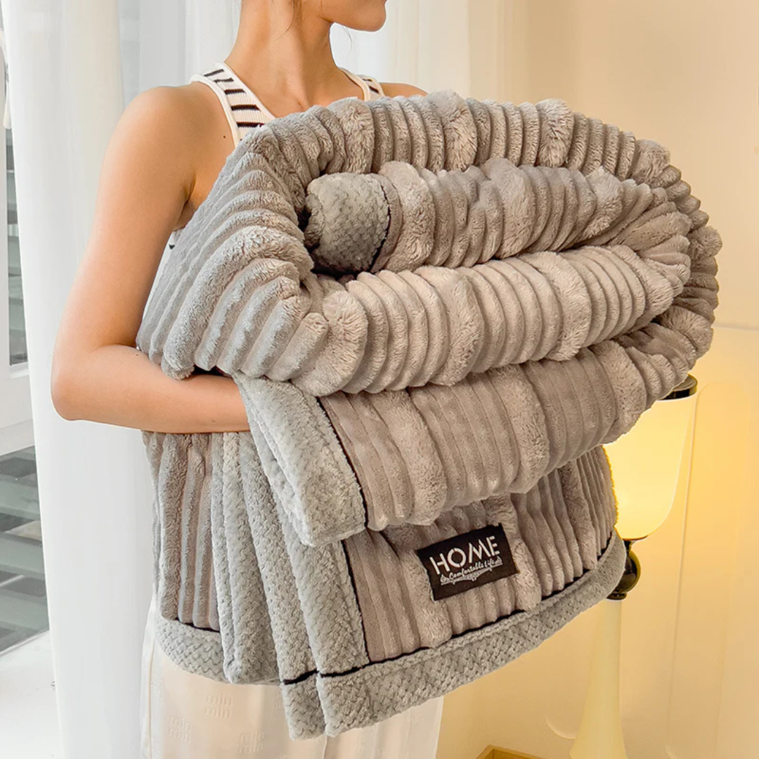 Cuddle – Warme Pluche Winterdeken voor Bed & Bank