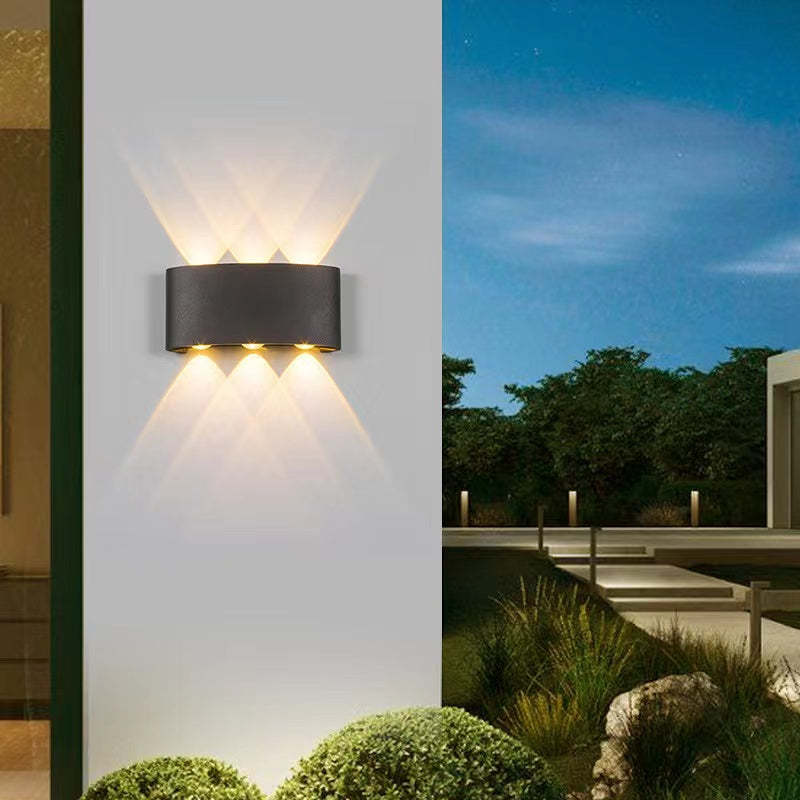 Tronix Moderne Rechthoekige Metalen Buitenwandlamp, Zwart/Wit, Watergolf