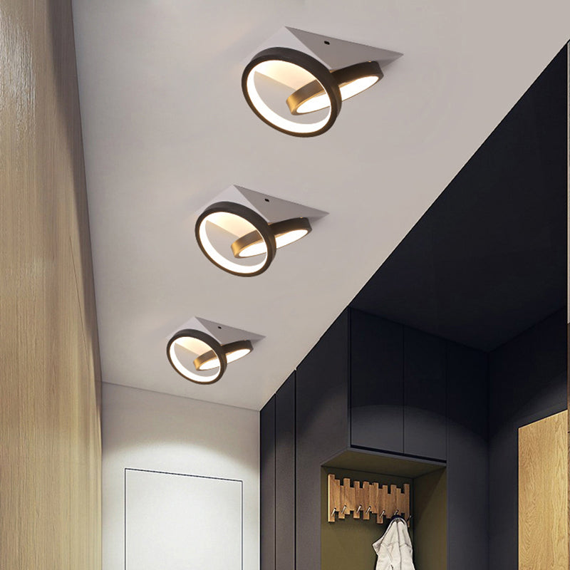 Zwarte Dubbele Ring Inbouwverlichting Eenvoudige LED Acryl Plafondlamp met Witte Driehoekige Kap, Warm/Wit Licht