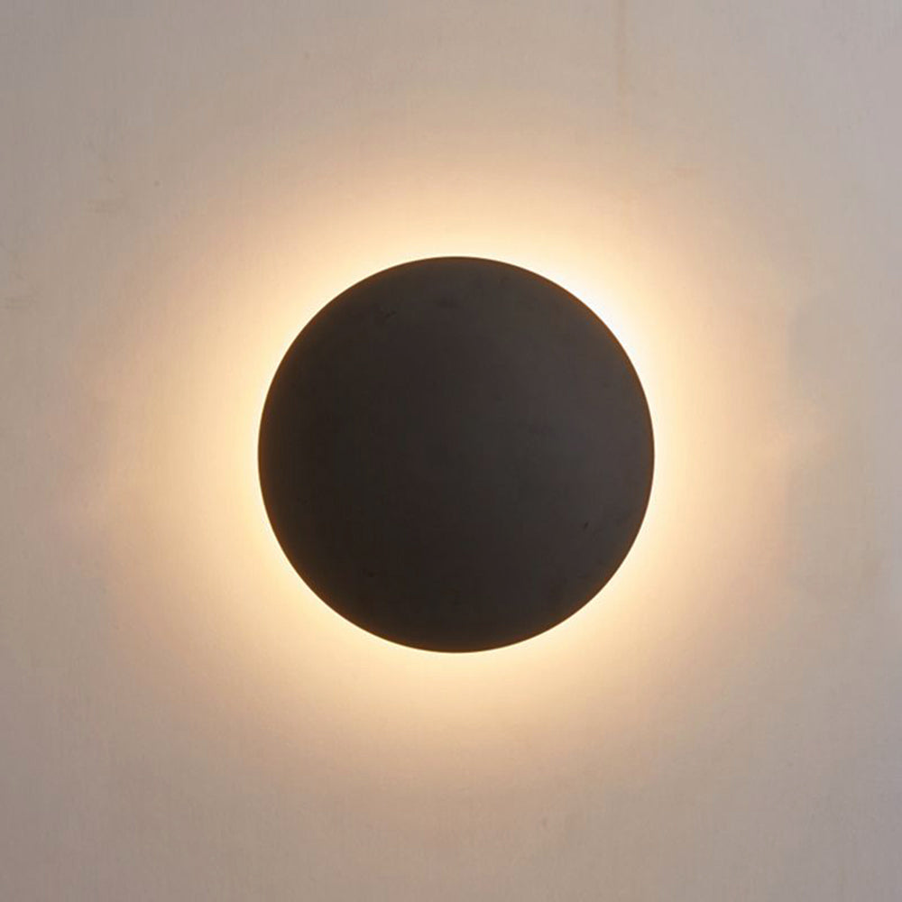 Kyris Ronde Minimalistische Wandlamp Zwart/Goud/Wit. Woonkamer