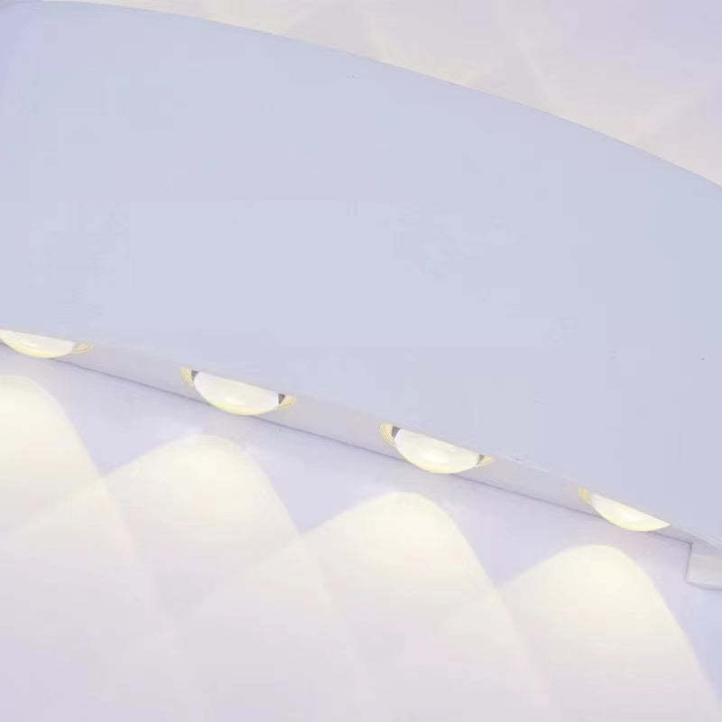 Tronix Moderne Rechthoekige Metalen Buitenwandlamp, Zwart/Wit, Watergolf