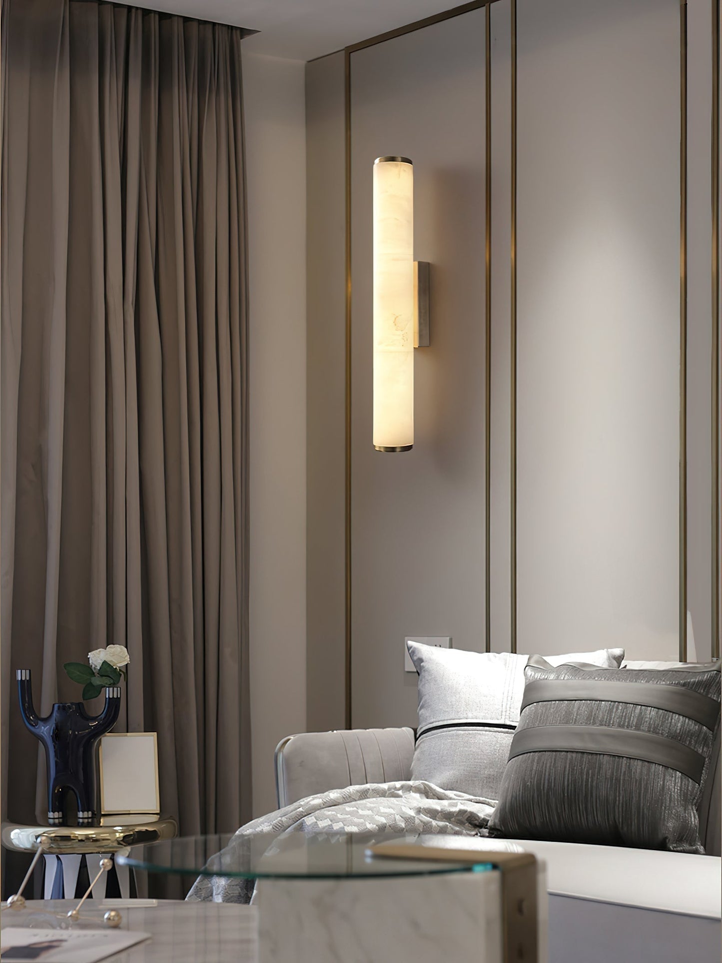 Arcus Wandlamp Elegant Minimalistisch Modern in Messing en Alabaster