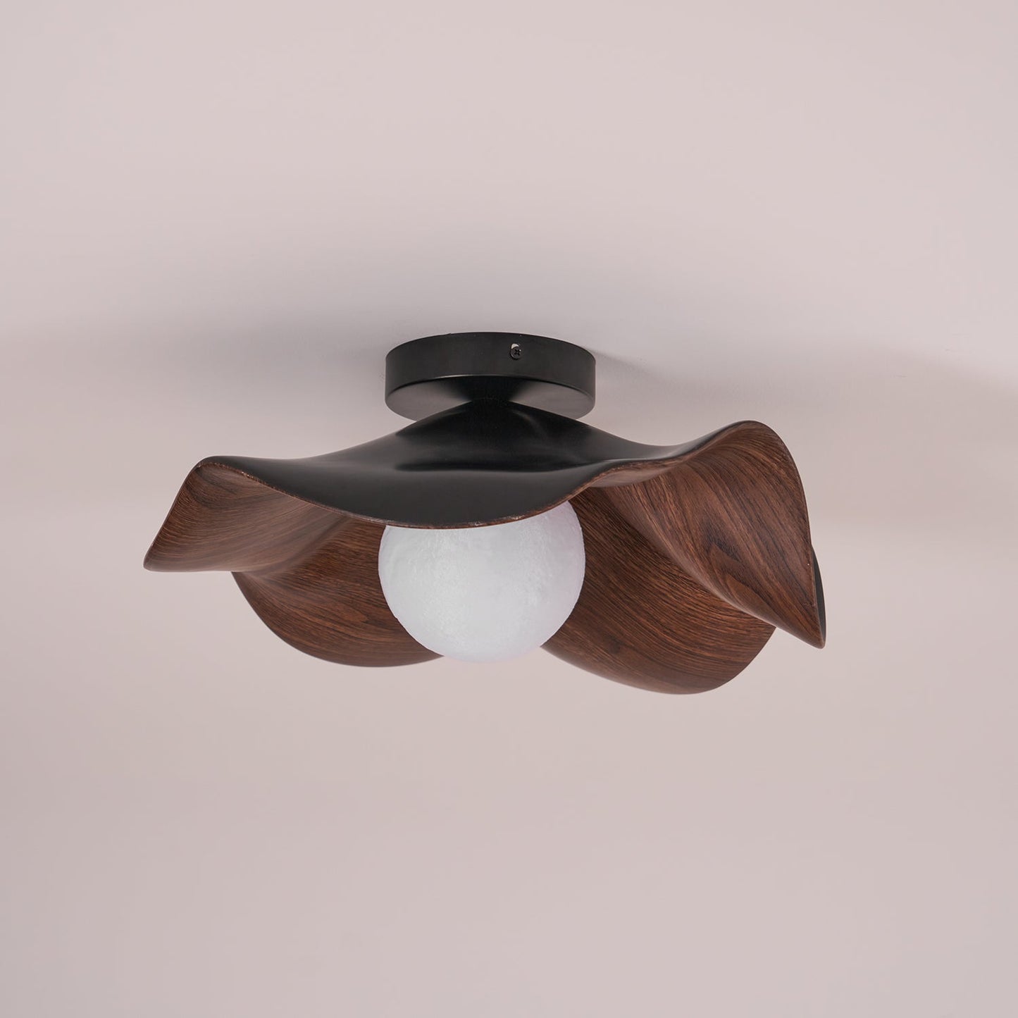 Moderne Plafondlamp Sculpturaal Hout Geïnspireerd Ontwerp
