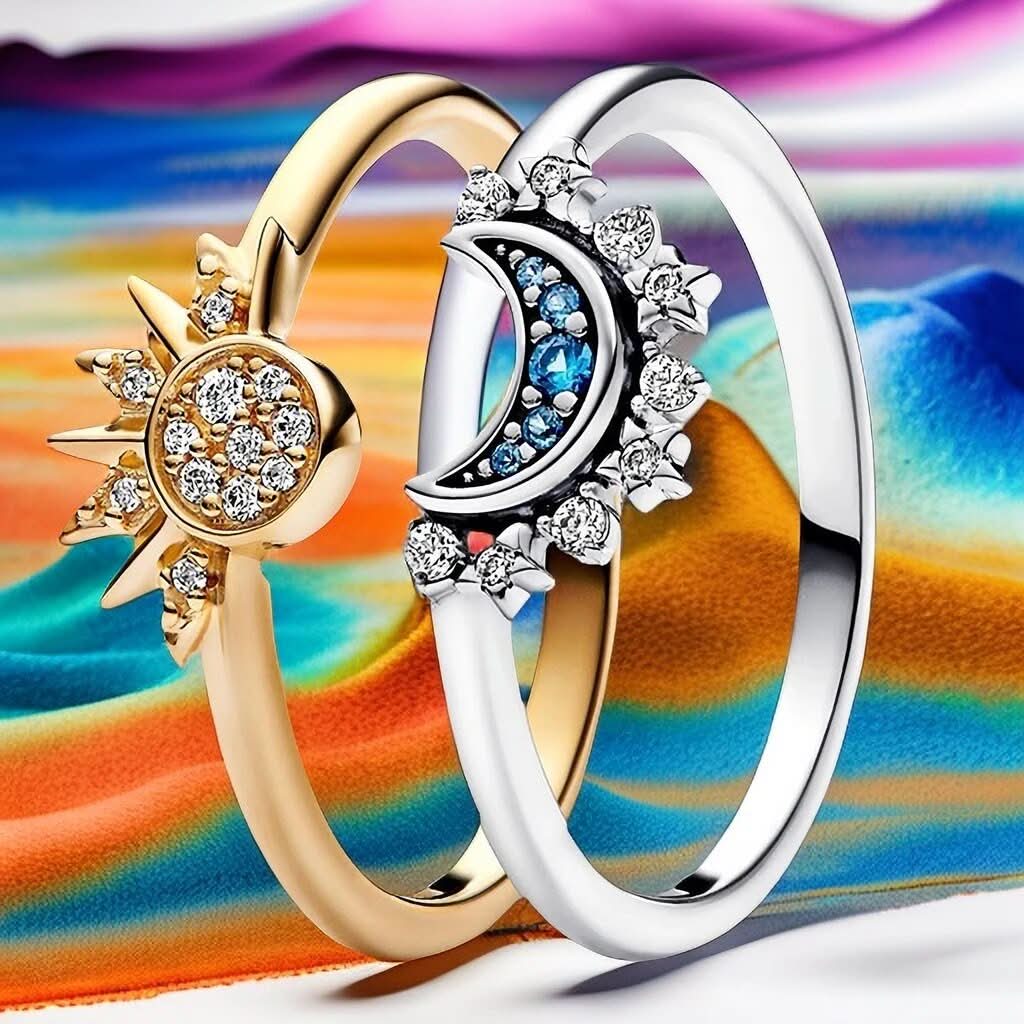 Sprankelende Zilveren Kristallen Ring – Elegante 925 Sterling Zilveren Ring met Maan- & Zonnendesign