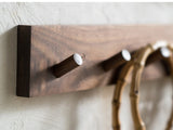 Minimalistische Houten Kapstok met Zen Design en Ambachtelijke Natuurlijke Look