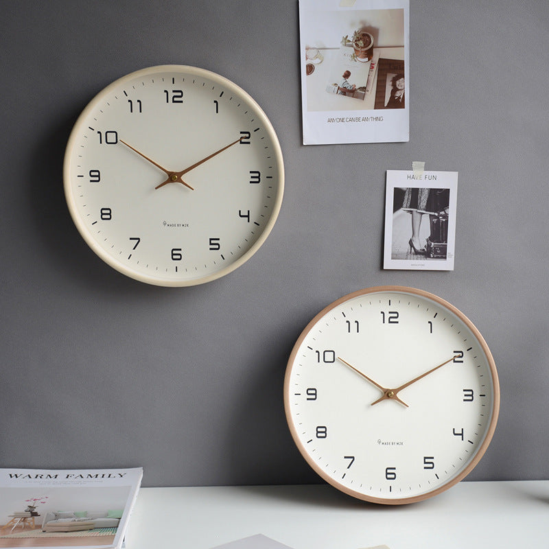 Minimalistische Analoge Wandklok voor Moderne Interieurs