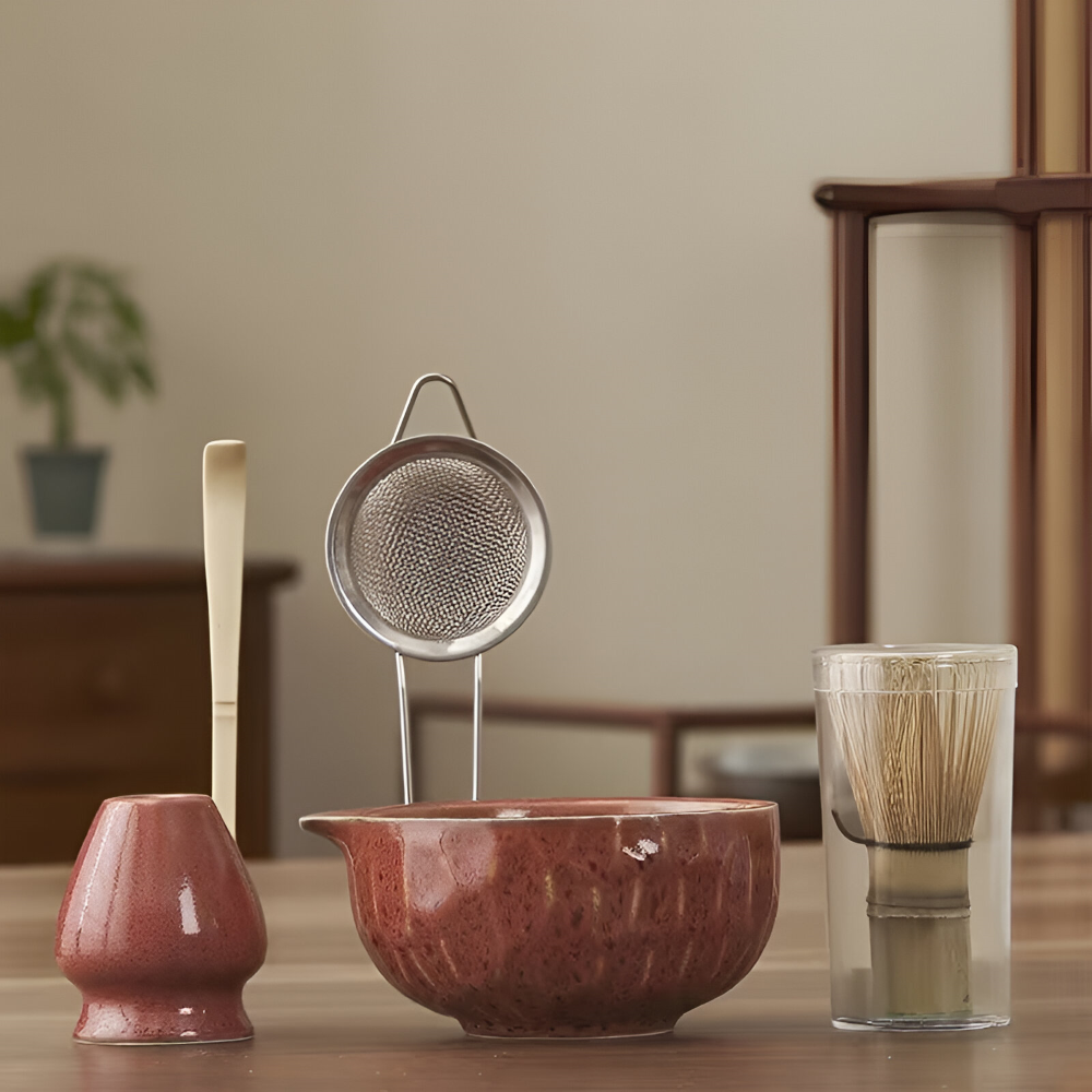 Authentiek Japanse Theeset voor Matcha – 5-delig Accessoire met handgemaakte keramische kom, zeef & bamboelepel
