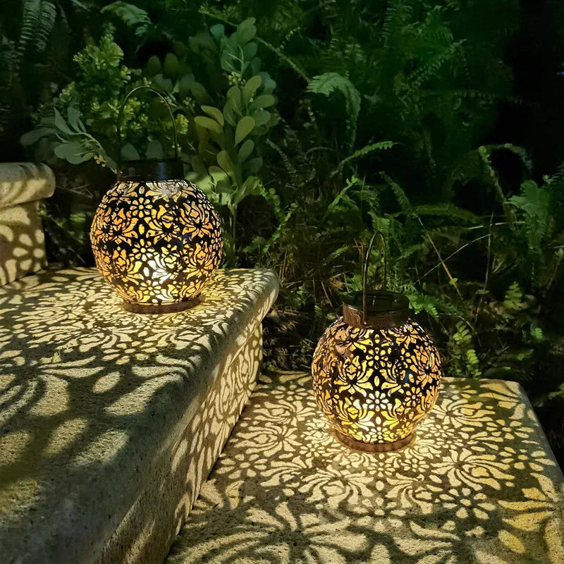 LuxeLumen Elegante Zonne-Lantaarn | Stijlvolle Verlichting voor de Tuin met Energiezuinige Technologie