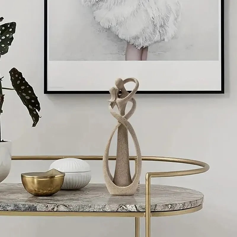 Eeuwige omhelzing sculptuur | Romantische kunst van hars Een tijdloos symbool van liefde en passie, perfect voor elke ruimte.
