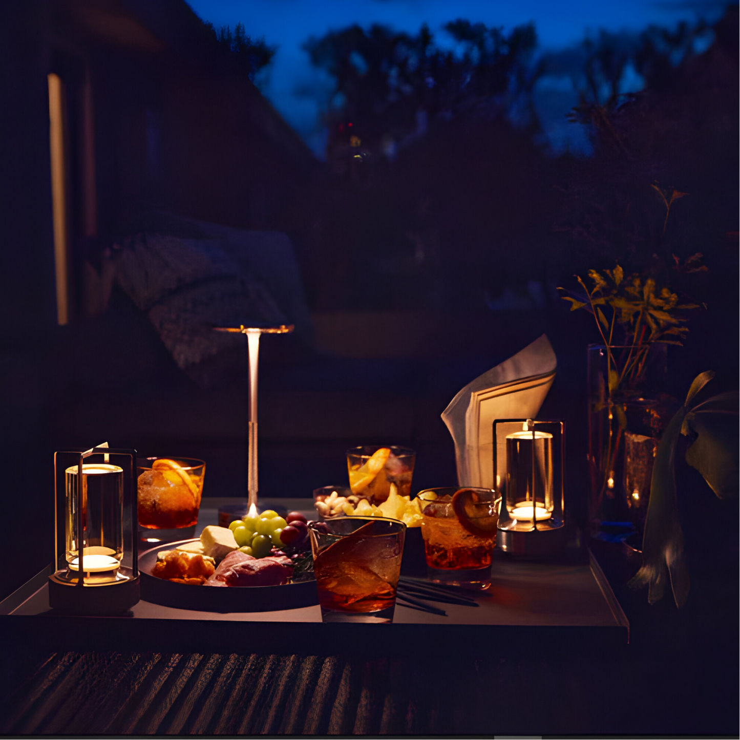 Oplaadbare LED Tafellamp met Schijflichtkop en Metalen Basis