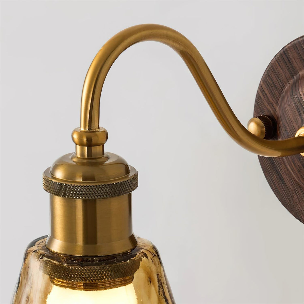 Wandlamp Amber Glazen Kap Walnut Goud Vintage Modern Sconces