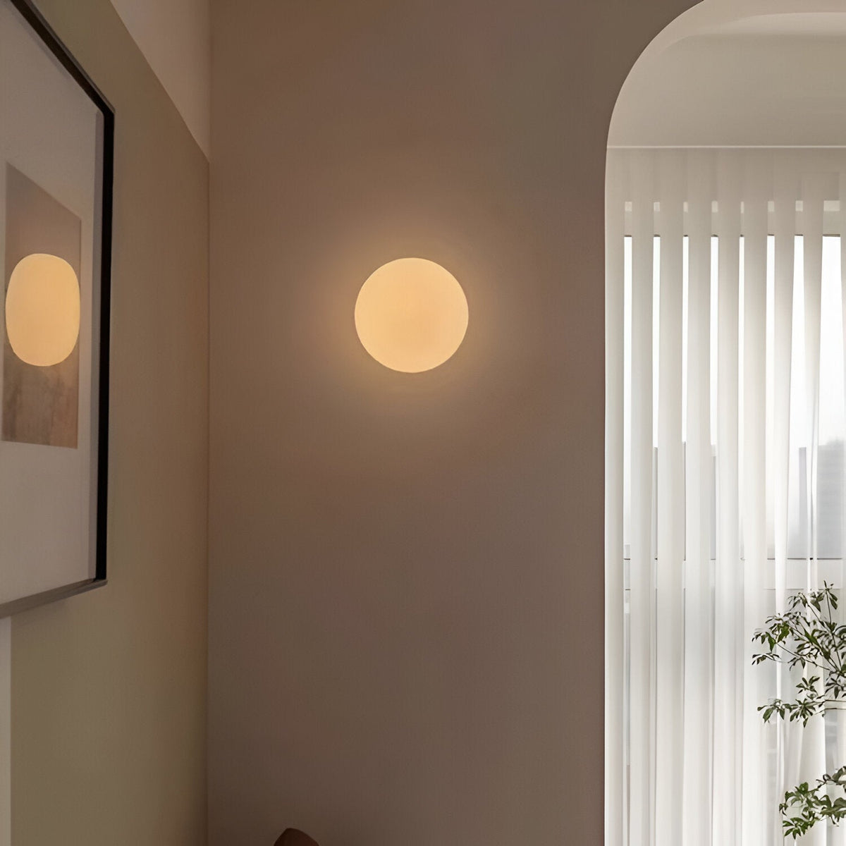 Dioscuri Minimalistische Ronde Glazen Wandlamp