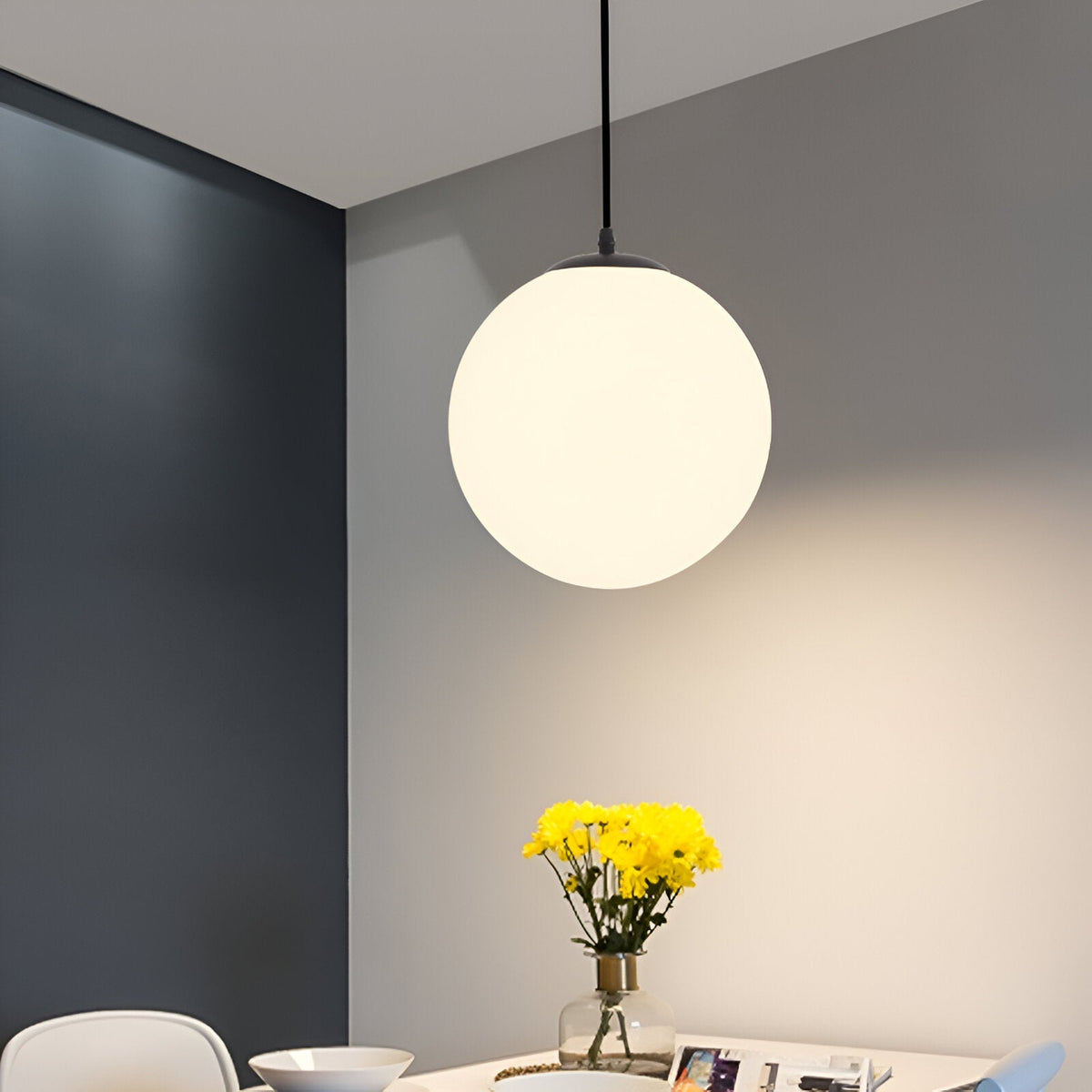 Nordic Globe Melkglas Hanglamp