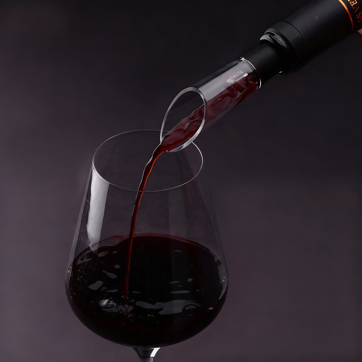 Vinolux – 4-in-1 Elektrische Wijnopener – Kurkentrekker met Gietmond, Foliesnijder & Vacuümstopper voor een moeiteloze wijnervaring