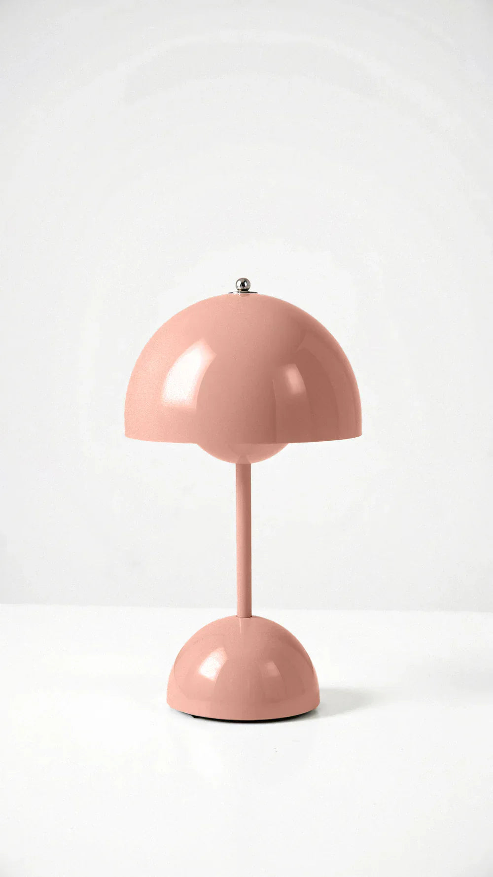 Draadloze tafellamp met minimalistisch design