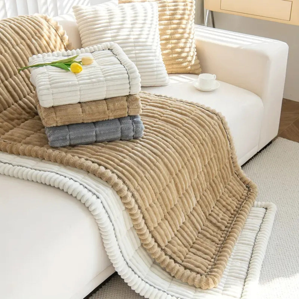 Pluche Sofa Beschermmat met Fleece Textuur en Antislip Achterkant