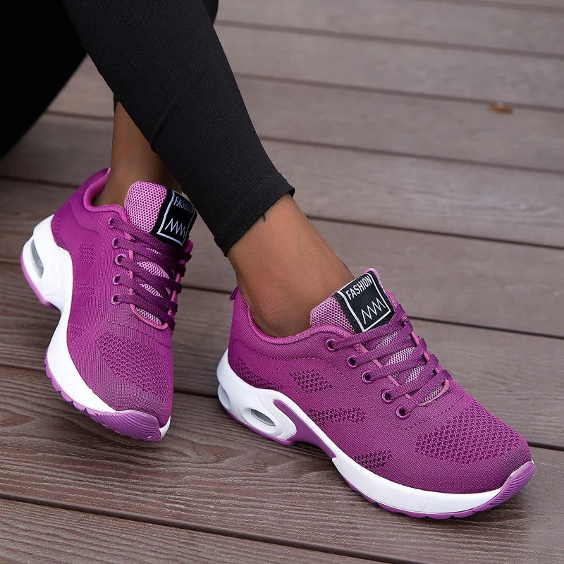 AeroLuxe Elite Sportschoenen | Lichtgewicht en ademende hardloopschoenen met luchtdemping voor ultiem comfort tijdens buitensporten.