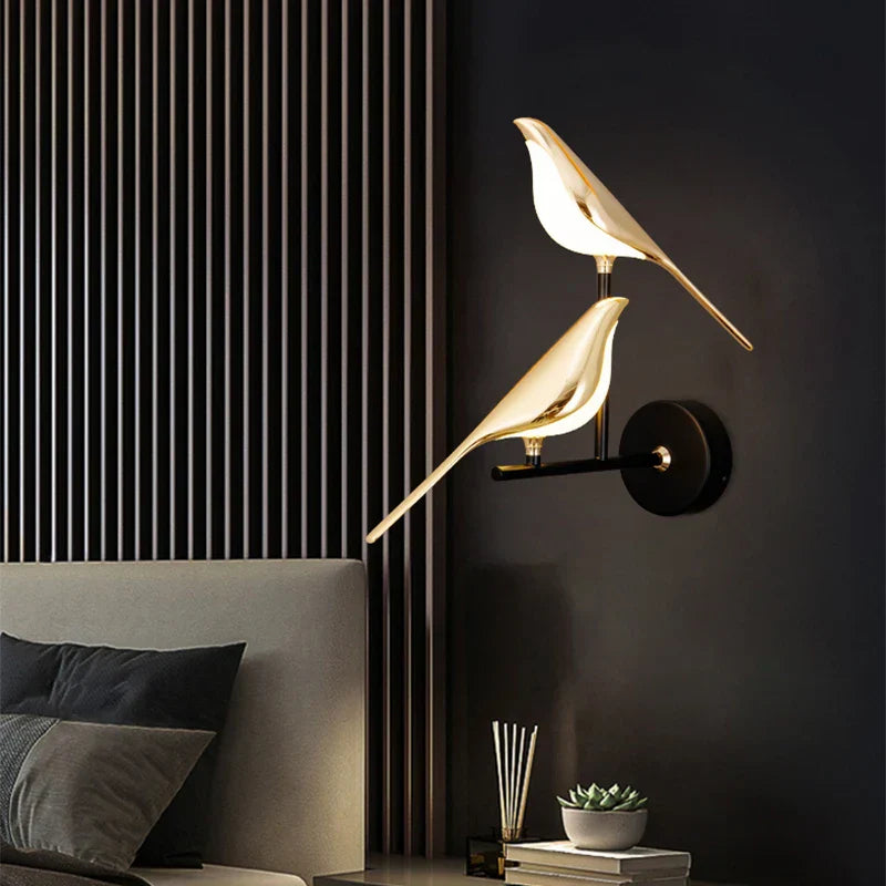 Moderne wandlamp geïnspireerd op een vogel