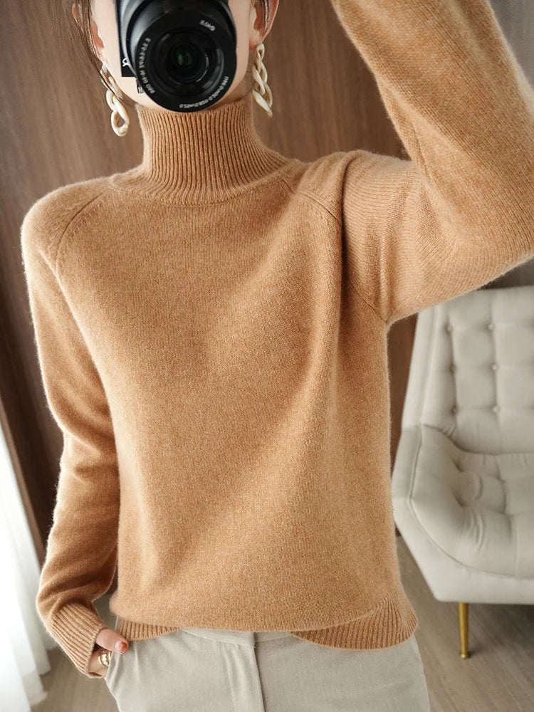 LuxeMerino Classic Mock Neck Sweater | Exquise merinowollen pullover voor ultieme warmte en zachtheid deze herfst en winter