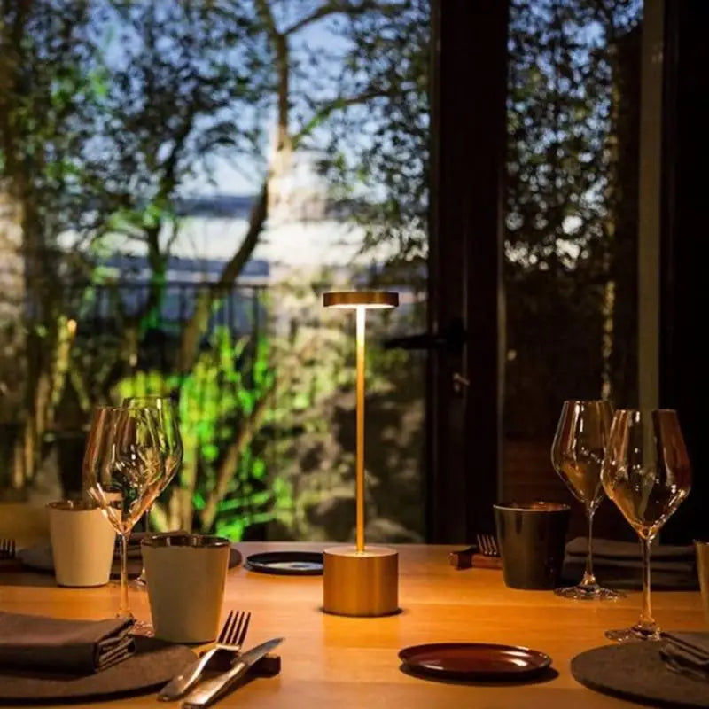 HaloBeam | Deze draadloze lamp brengt sfeer waar je maar wilt