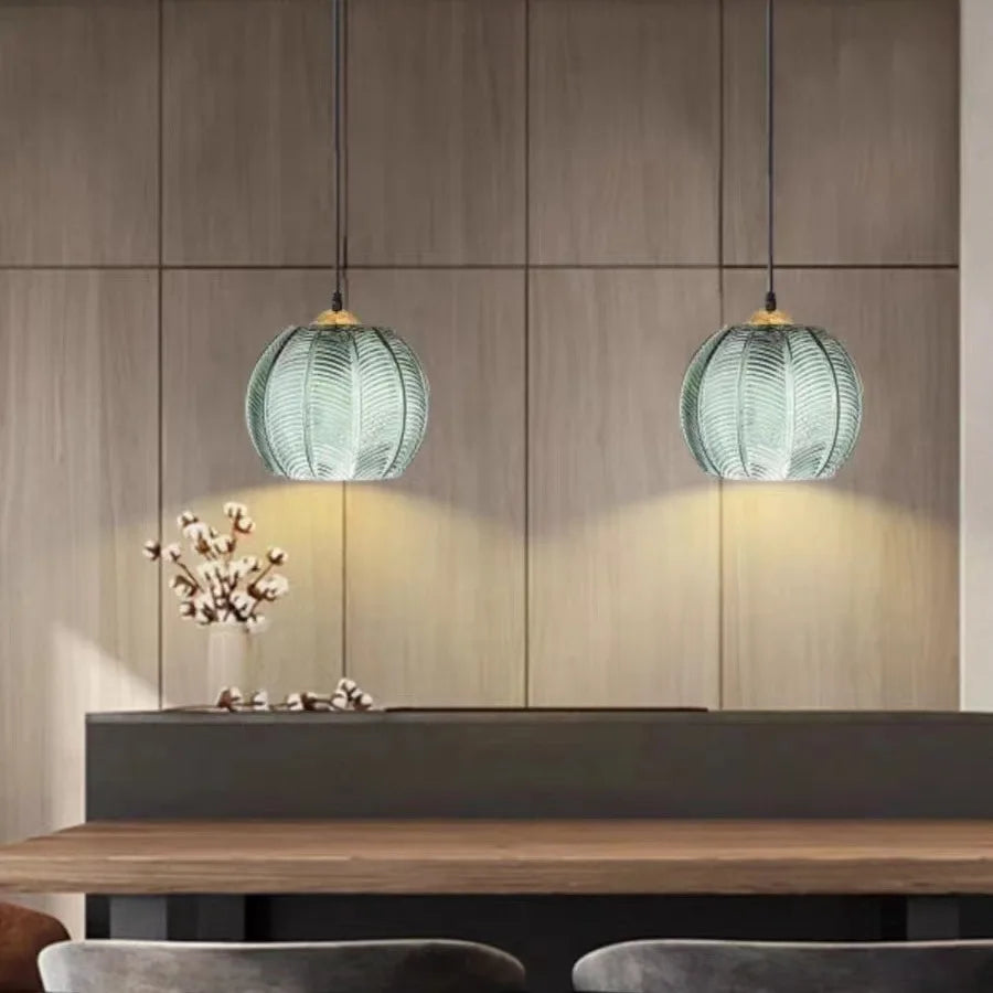 Hanglamp van Glas in de Vorm van een Bal