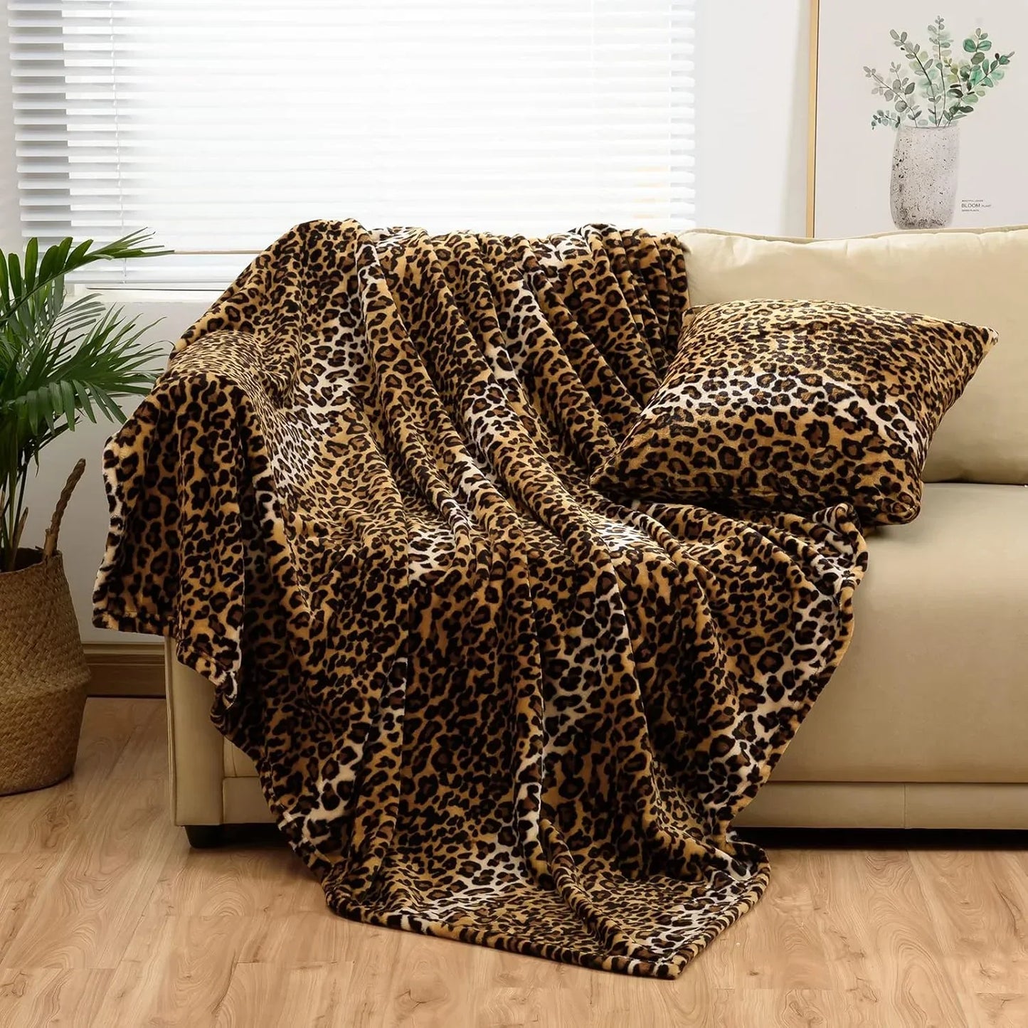 Fleece Deken LeoLuxe | Luipaardpatroon | Superzacht & Knus | Flanel