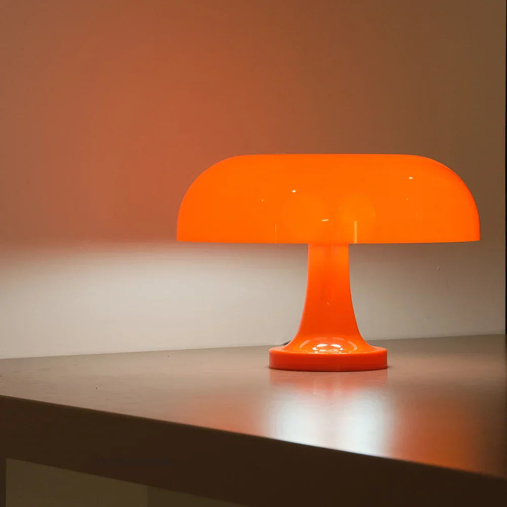 Design LED-tafellamp in de vorm van een paddenstoel