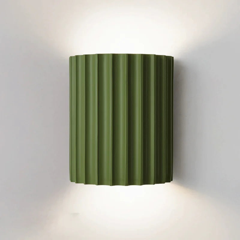 Skanto - Moderne wandlamp in lakritz hout