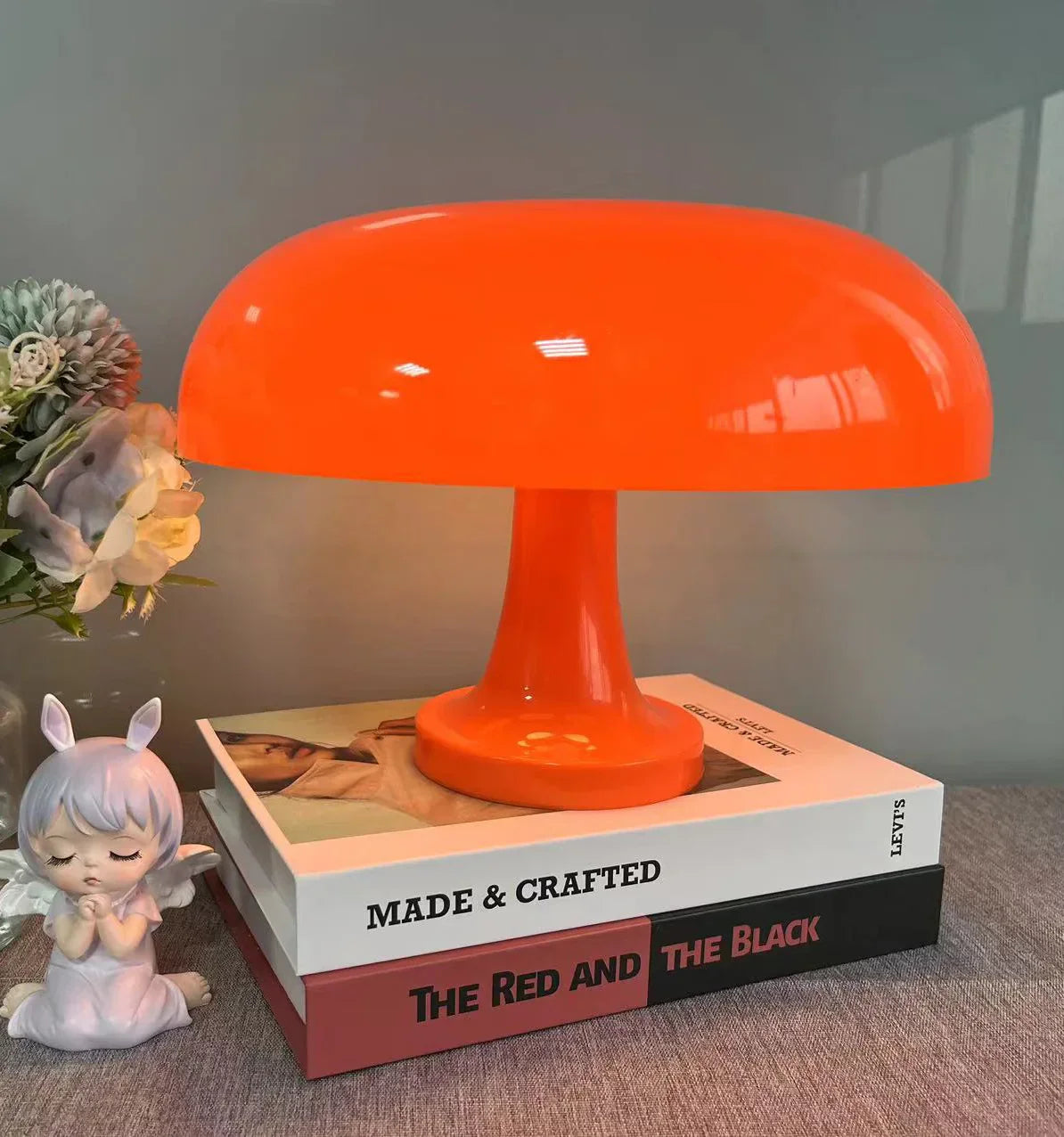 Design LED-tafellamp in de vorm van een paddenstoel
