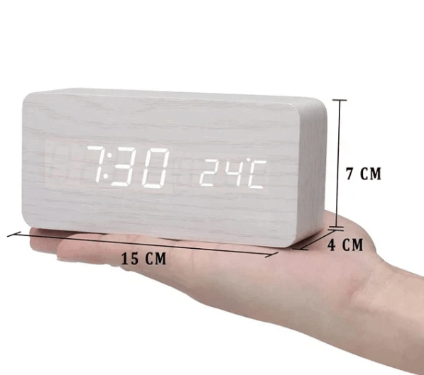 WoodSense LED-houten klok – Spraakgestuurd & Stijlvol voor elke kamer