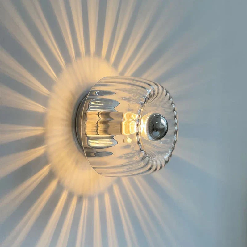 Elegante plafondlamp van glas met kristalontwerp