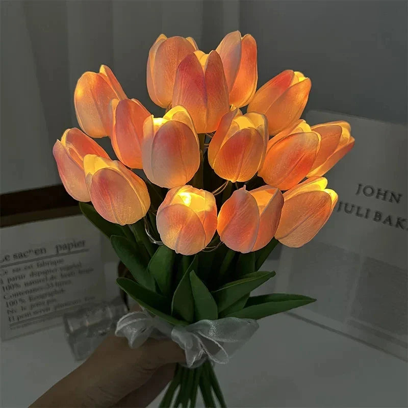 TulipGlow - Draagbare LED nachtlamp in de vorm van een tulp