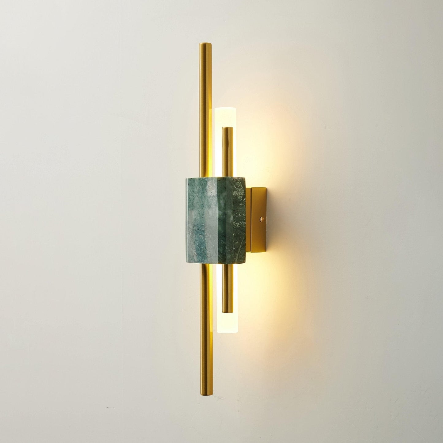 Mildred Muurverlichting in Premium Marmer Nordic