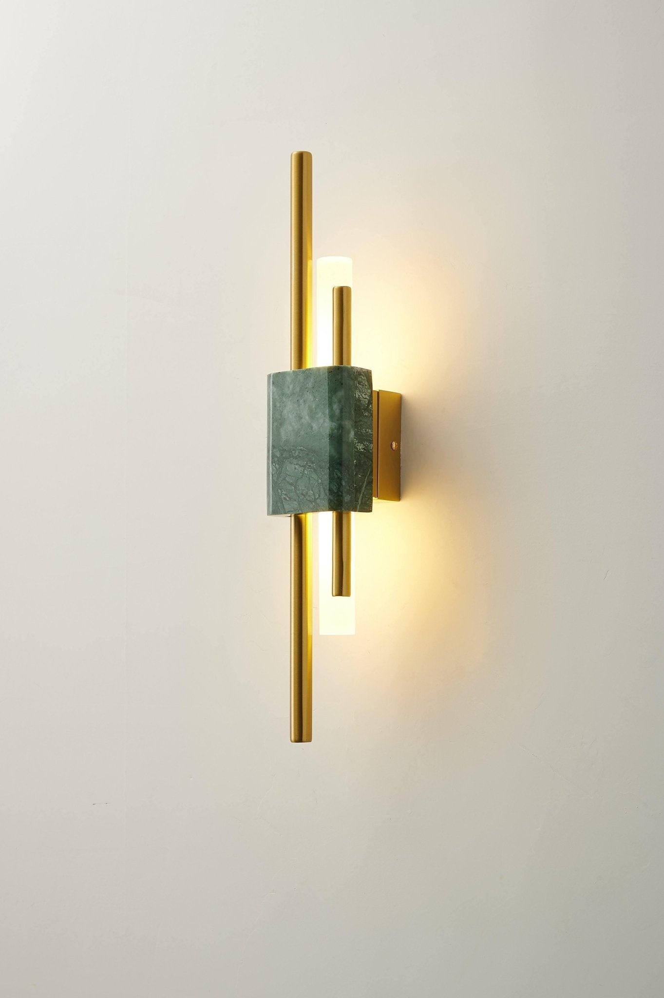 Mildred Muurverlichting in Premium Marmer Nordic
