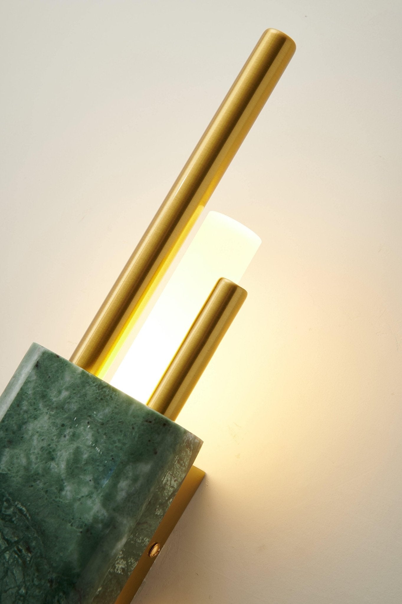 Mildred Muurverlichting in Premium Marmer Nordic
