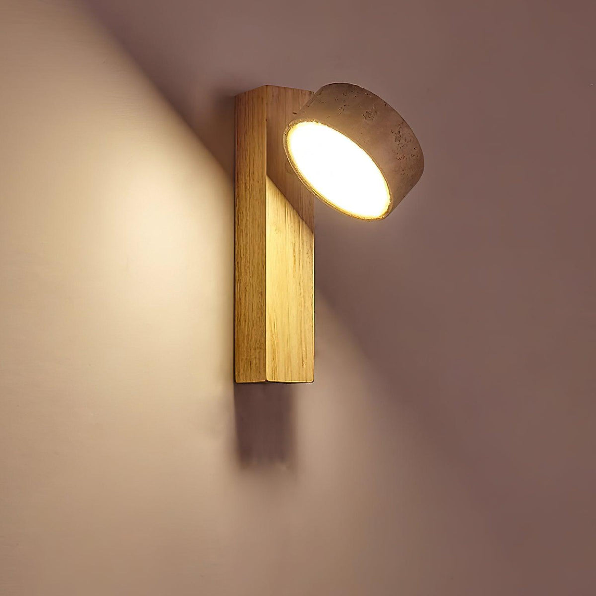 Jovan Wandlamp Travertine Hout