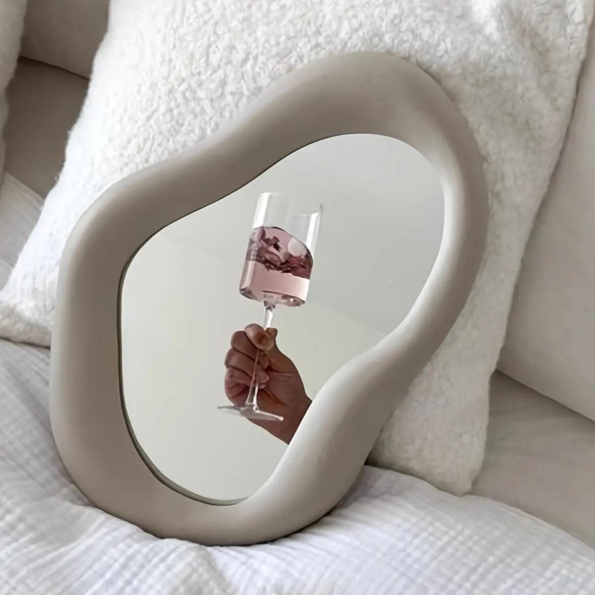 Mirrorly - Vervormde Spiegel
