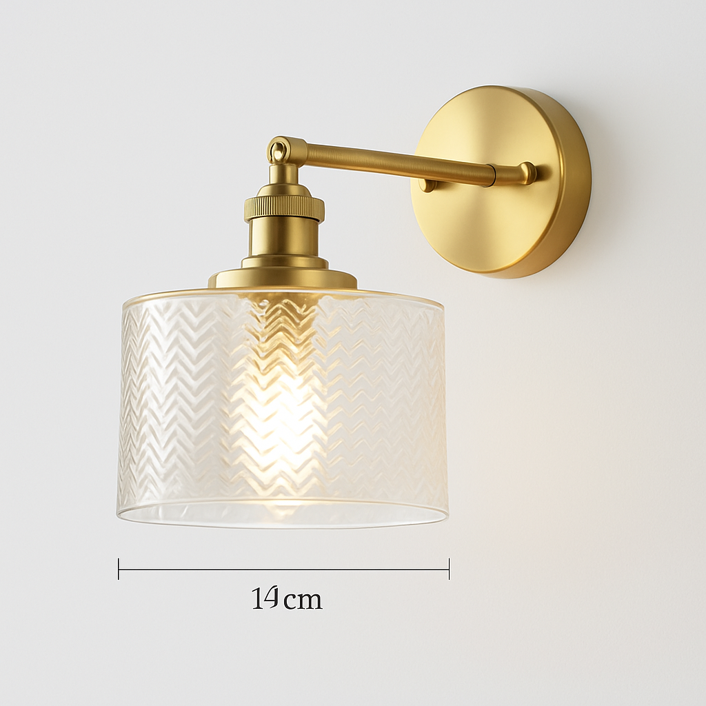 Design wandlamp met gouden LED en retro glazen kap